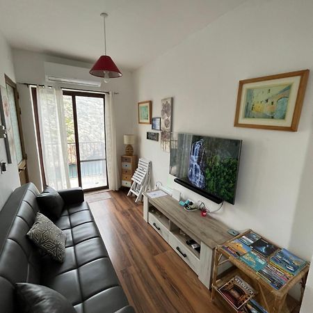 Seafront Apartment With Amazing Sunset View Xlendi Bagian luar foto