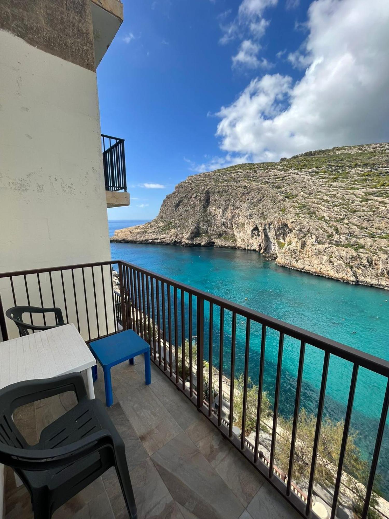 Seafront Apartment With Amazing Sunset View Xlendi Bagian luar foto