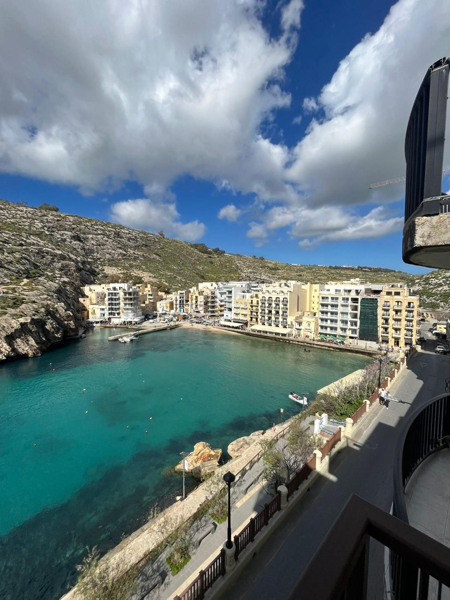 Seafront Apartment With Amazing Sunset View Xlendi Bagian luar foto